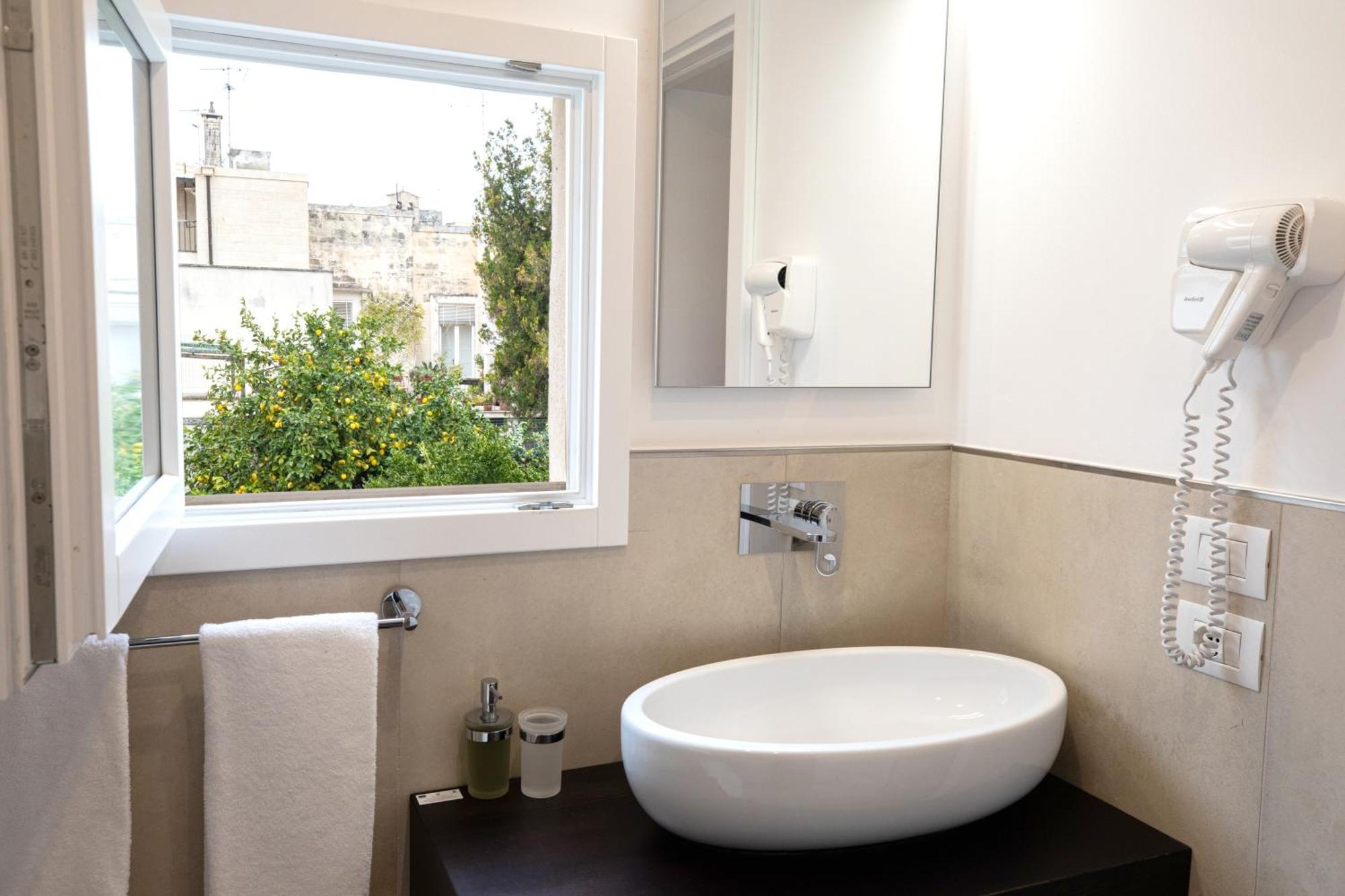 Palazzo Marini Di Charme Bed & Breakfast Lecce