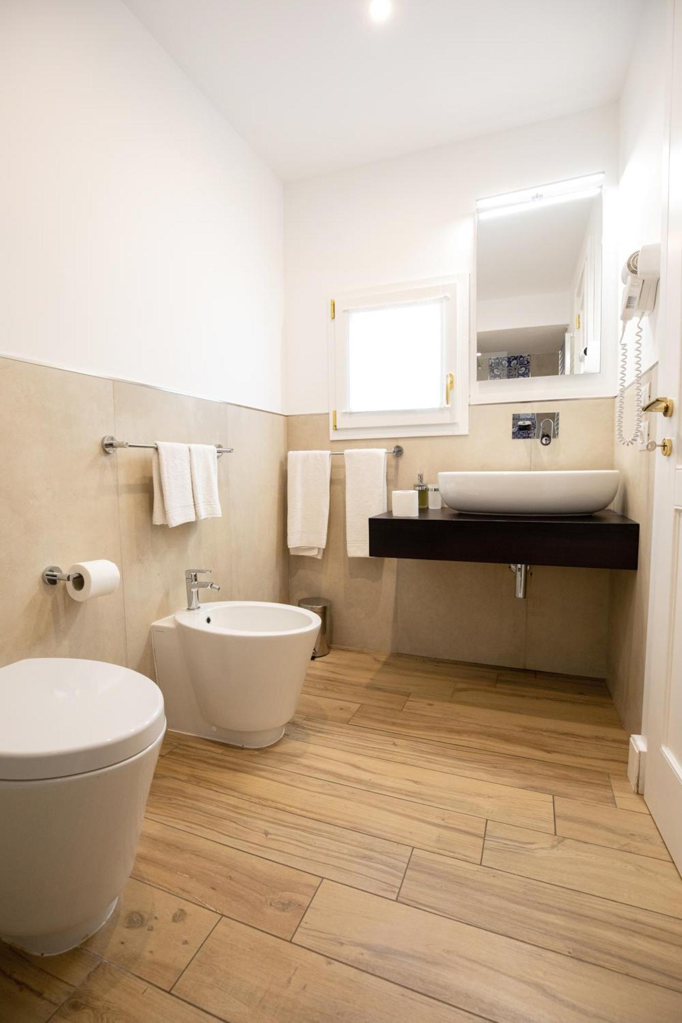 Palazzo Marini Di Charme Bed & Breakfast